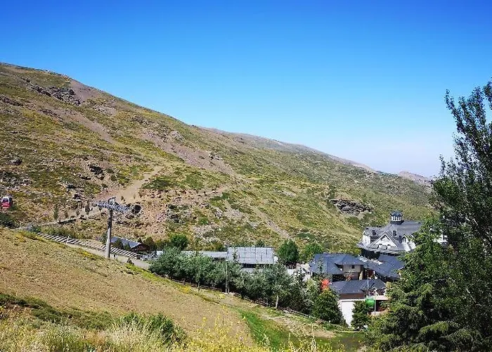 Hotell Miramar Apartamento A Pie De Pistas Zona Baja *