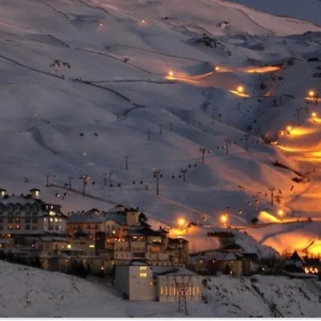 Miramar Apartamento A Pie De Pistas Zona Baja 酒店 *